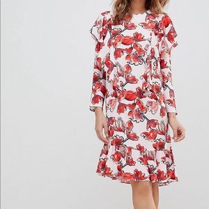 Flirty midi shift dress never been worn